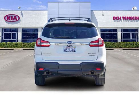 Used 2021 Subaru Ascent Limited w/ Technology Package image 5