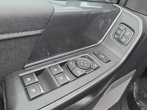 New 2025 Ford F150 Lariat w/ Equipment Group 501A Mid image 18