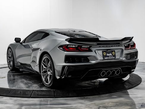 Used 2024 Chevrolet Corvette Z06 image 12