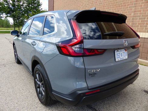 Used 2026 Honda CR-V EX-L image 6