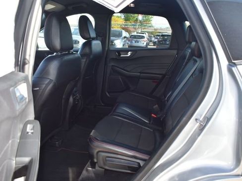 Used 2023 Ford Escape ST-Line AWD/4WD image 31