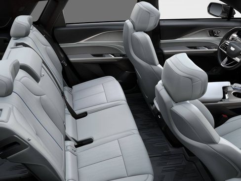 New 2027 Cadillac Lyriq Sport RWD image 21