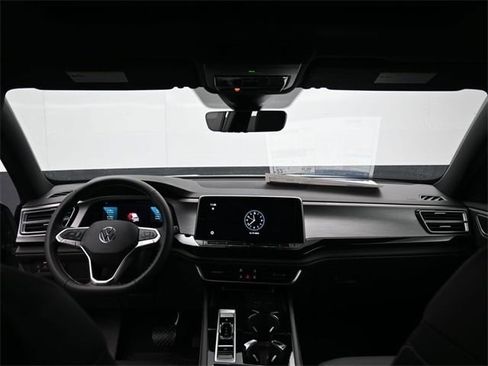 New 2026 Volkswagen Atlas Cross Sport SE image 10