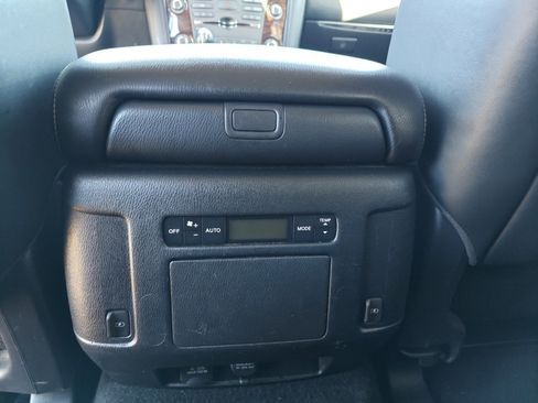 Used 2019 Nissan Armada SL w/ Premium Package image 26