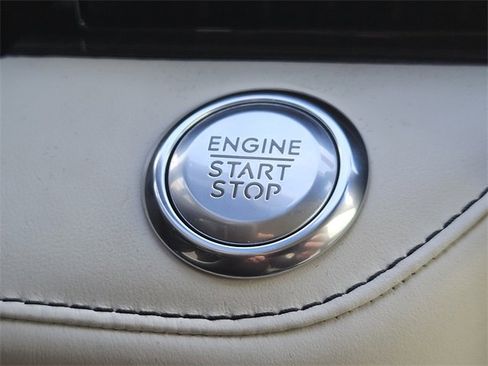 Used 2024 Lincoln Nautilus Black Label w/ Jet Appearance Package (87T) image 21