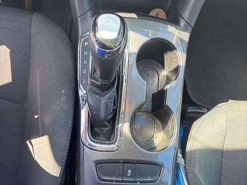 Used 2017 Chevrolet Cruze LT w/ Convenience Package image 5