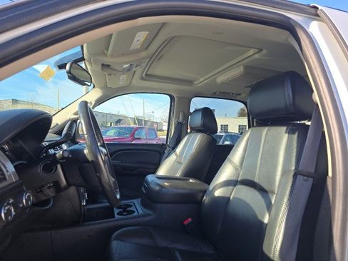 Used 2009 Chevrolet Tahoe LT image 4