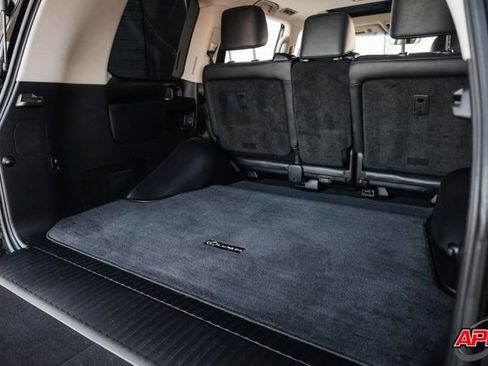 Used 2021 Lexus LX 570 4WD w/ Luxury Package image 78