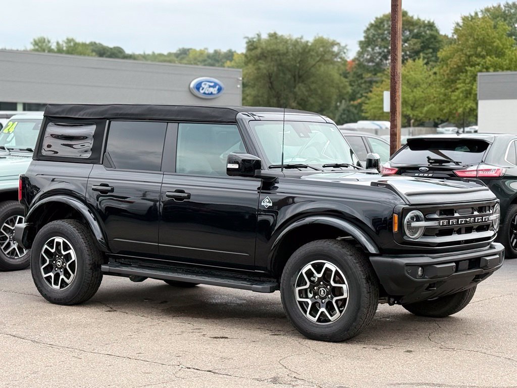 Certified 2023 Ford Bronco Outer Banks AWD/4WD image 32