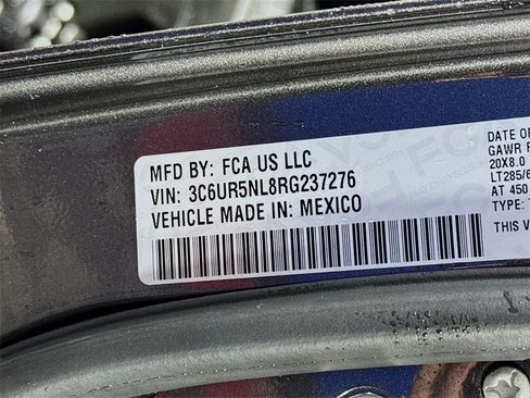 Used 2024 RAM 2500 Laramie w/ Night Edition image 30