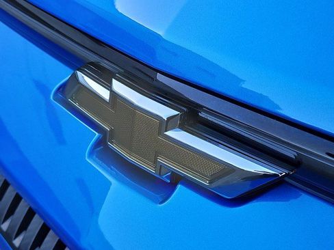 Used 2024 Chevrolet Equinox EV LT FWD image 30