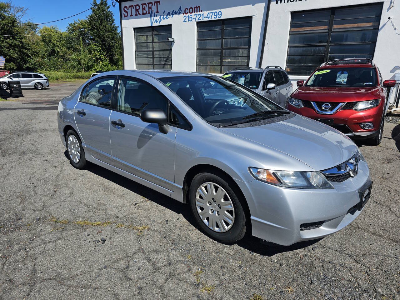 Used 2010 Honda Civic DX-VP image 1