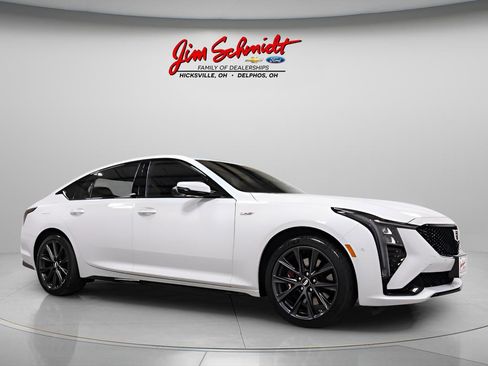 Used 2025 Cadillac CT5 V w/ Platinum Package AWD/4WD image 1