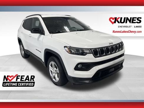 Used 2024 Jeep Compass Latitude AWD/4WD image 1