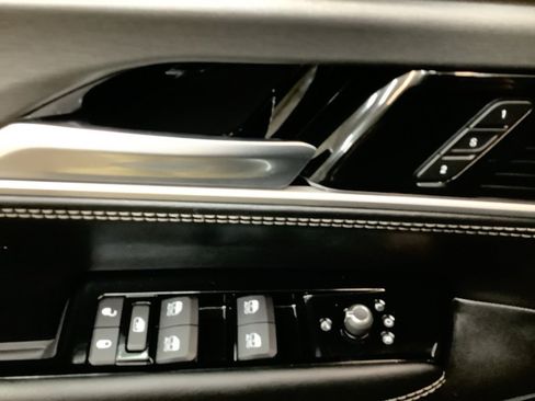 New 2026 Jeep Grand Wagoneer 4WD image 13