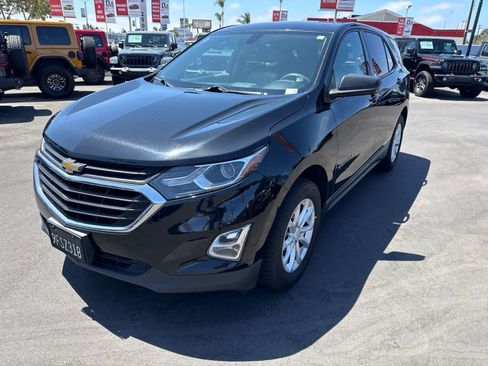 Used 2018 Chevrolet Equinox LS w/ LPO, Cargo Package AWD/4WD image 2
