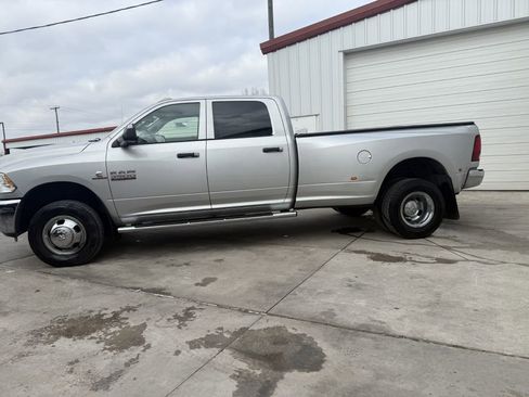 Used 2013 RAM 3500 ST w/ SXT Appearance Group image 8