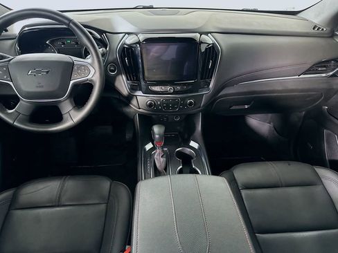 Used 2023 Chevrolet Traverse RS FWD image 19