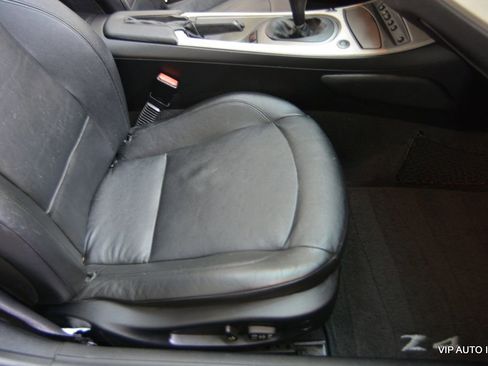 Used 2003 BMW Z4 2.5i image 22
