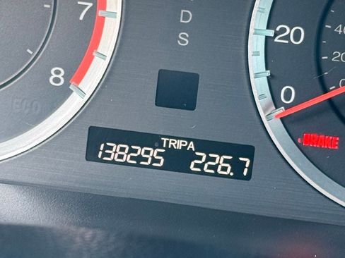 Used 2012 Honda Accord EX-L image 12