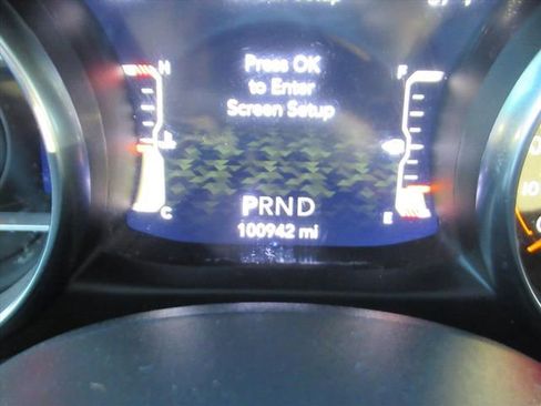 Used 2020 Jeep Wrangler Sport S image 26