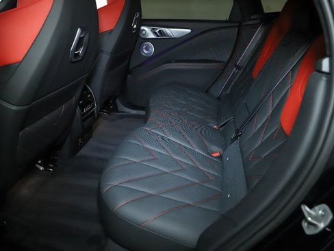 Used 2025 BMW XM Label Red AWD/4WD image 15