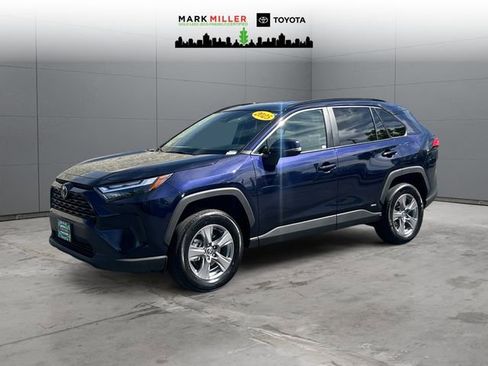 Certified 2025 Toyota RAV4 XLE image 1