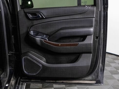 Used 2017 GMC Yukon XL SLT image 21