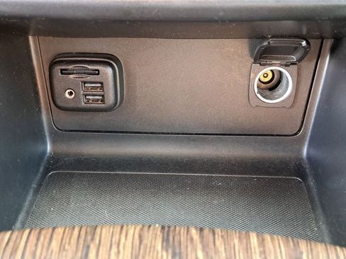 Used 2020 GMC Canyon Denali image 25