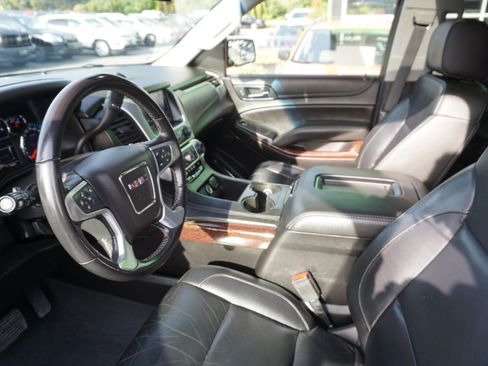 Used 2019 GMC Yukon SLT image 21