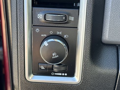 Used 2017 RAM 1500 Lone Star image 24