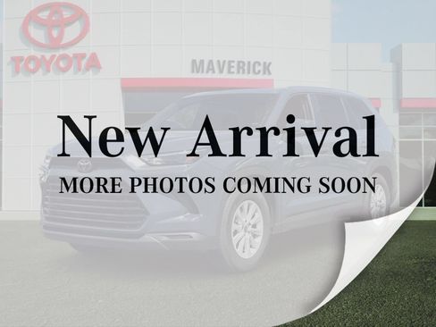Used 2025 Toyota Grand Highlander FWD image 1