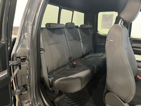 Used 2016 Ford F150 XLT w/ Equipment Group 302A Luxury AWD/4WD image 32
