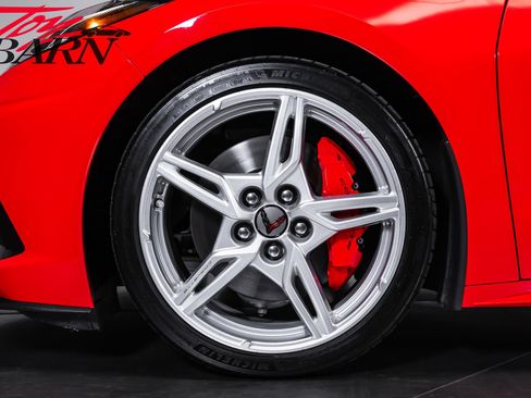 Used 2022 Chevrolet Corvette Stingray Preferred Cpe w/ Z51 Performance Package RWD image 23