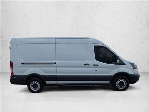 Used 2019 Ford Transit 150 148 Medium Roof RWD image 4