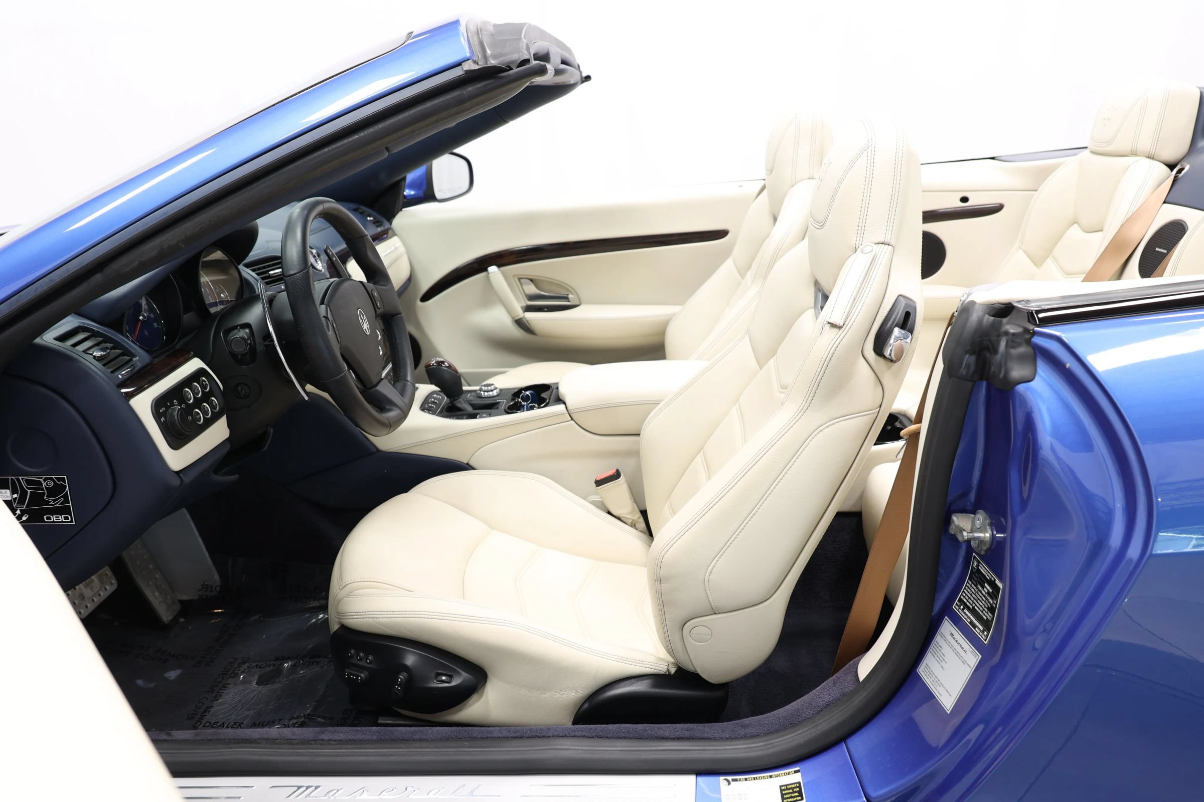 Used 2018 Maserati GranTurismo Sport RWD image 14