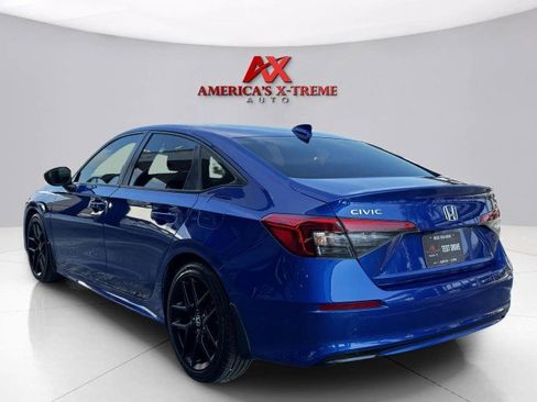 Used 2022 Honda Civic Sport image 3