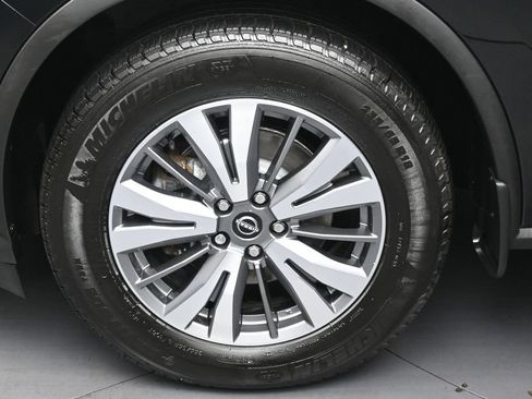 Used 2023 Nissan Murano S AWD/4WD image 32