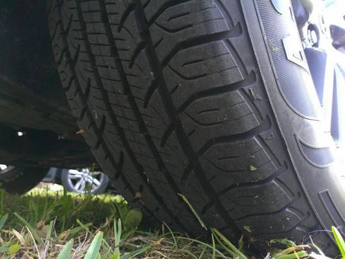 Used 2018 Toyota RAV4 XLE image 27