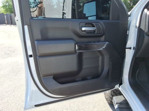 Used 2025 Chevrolet Silverado 2500 Custom w/ Custom Value Package AWD/4WD image 22