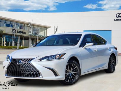New 2025 Lexus ES 300h w/ Premium Package