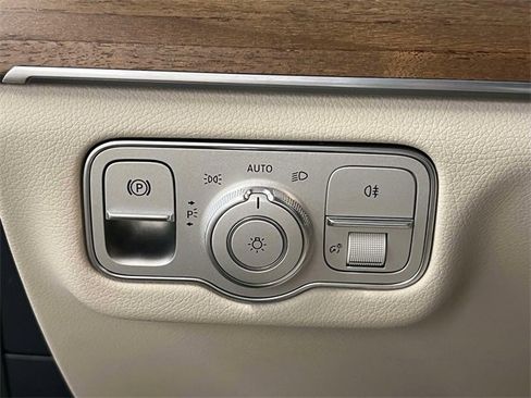 Certified 2022 Mercedes-Benz GLE 350 4MATIC image 21