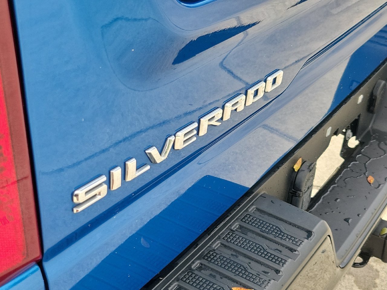 Certified 2022 Chevrolet Silverado 1500 Custom Trail Boss AWD/4WD image 6