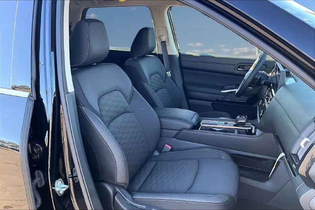 New 2026 Nissan Pathfinder SV FWD image 10