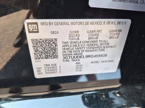 Used 2024 GMC Sierra 1500 SLT w/ SLT Premium Package AWD/4WD image 25