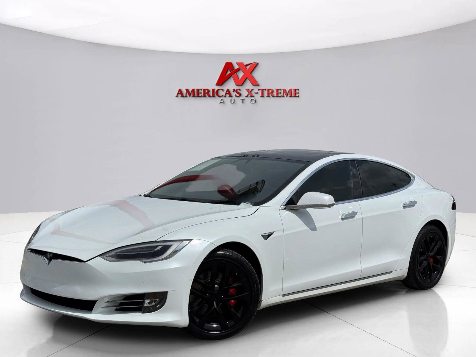 Used 2021 Tesla Model S Performance AWD/4WD image 1