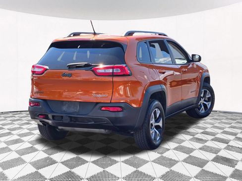 Used 2014 Jeep Cherokee Trailhawk w/ Cold Weather Group AWD/4WD image 18