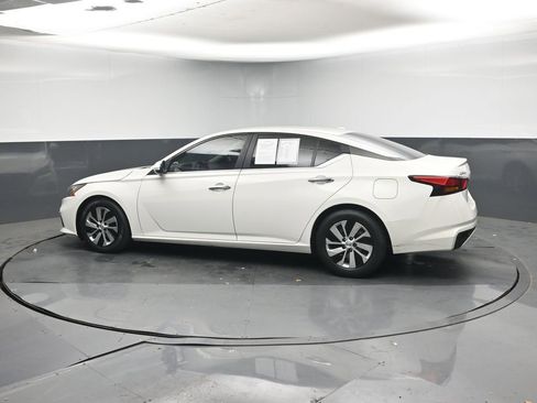 Used 2020 Nissan Altima 2.5 S image 3