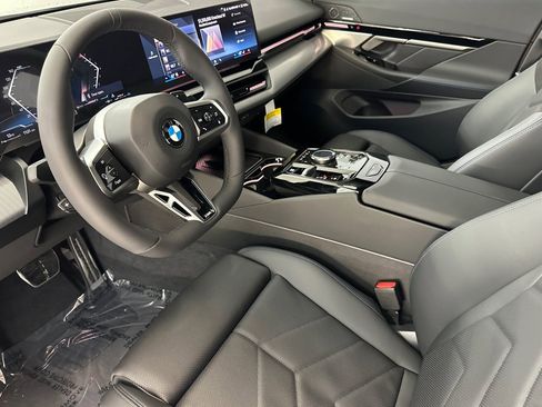 New 2026 BMW 530i w/ M Sport Package image 4