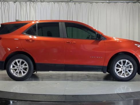 Used 2020 Chevrolet Equinox LS FWD image 11